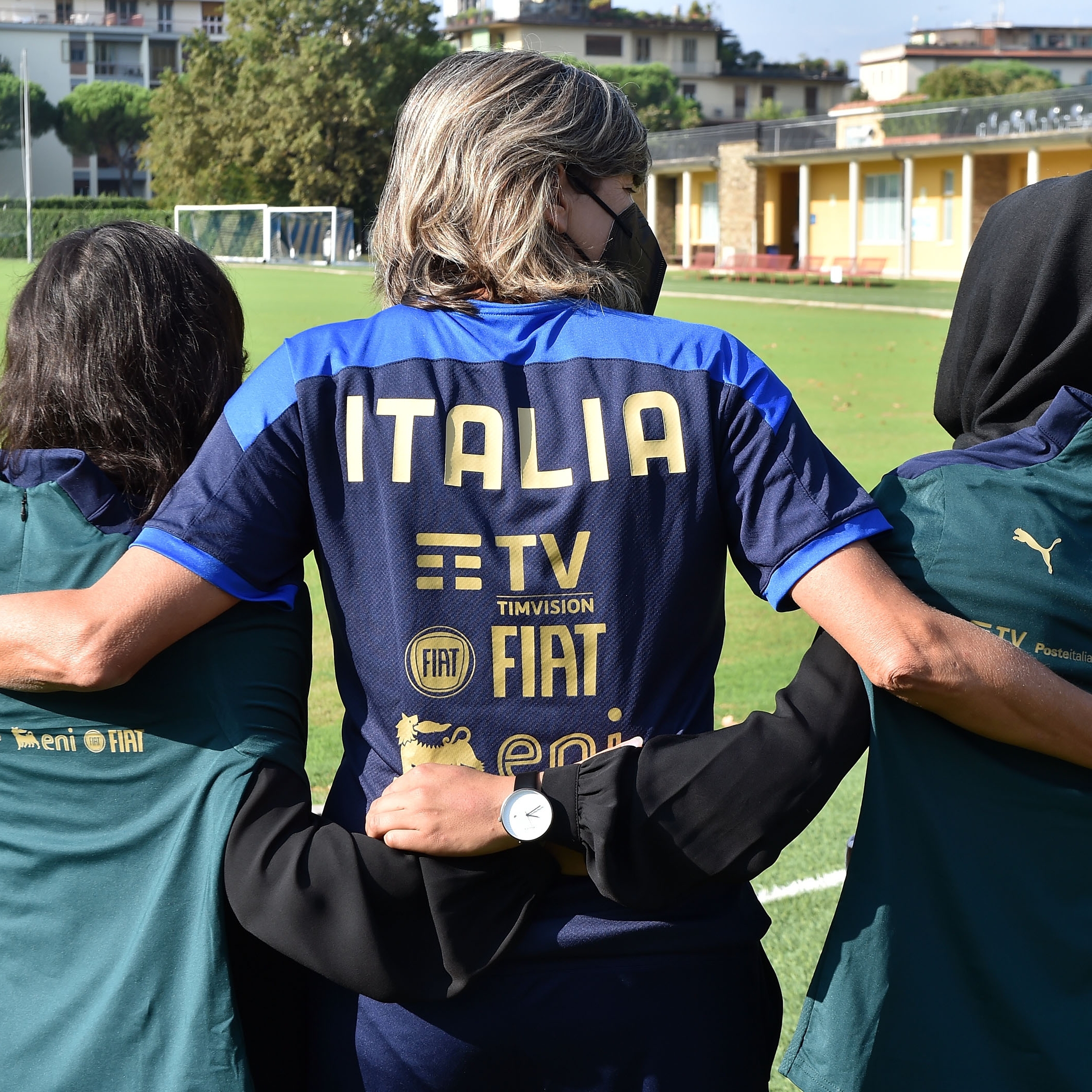 Le calciatrici afghane accolte a Coverciano