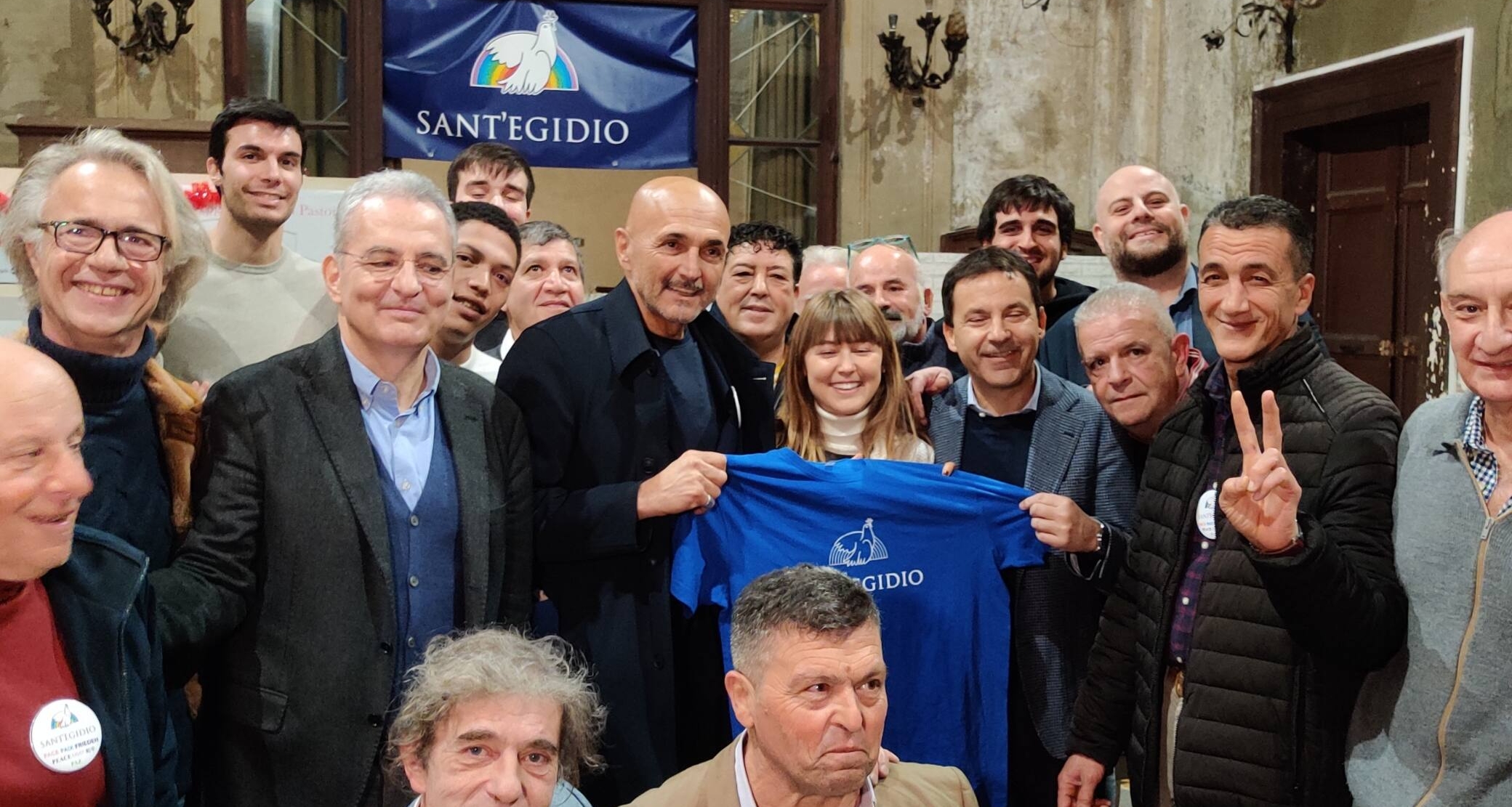 Sant'Egidio, il Ct Spalletti in visita in un centro di accoglienza per senza dimora: \"Sosteniamo la Comunità nell'aiutare chi ha bisogno\"