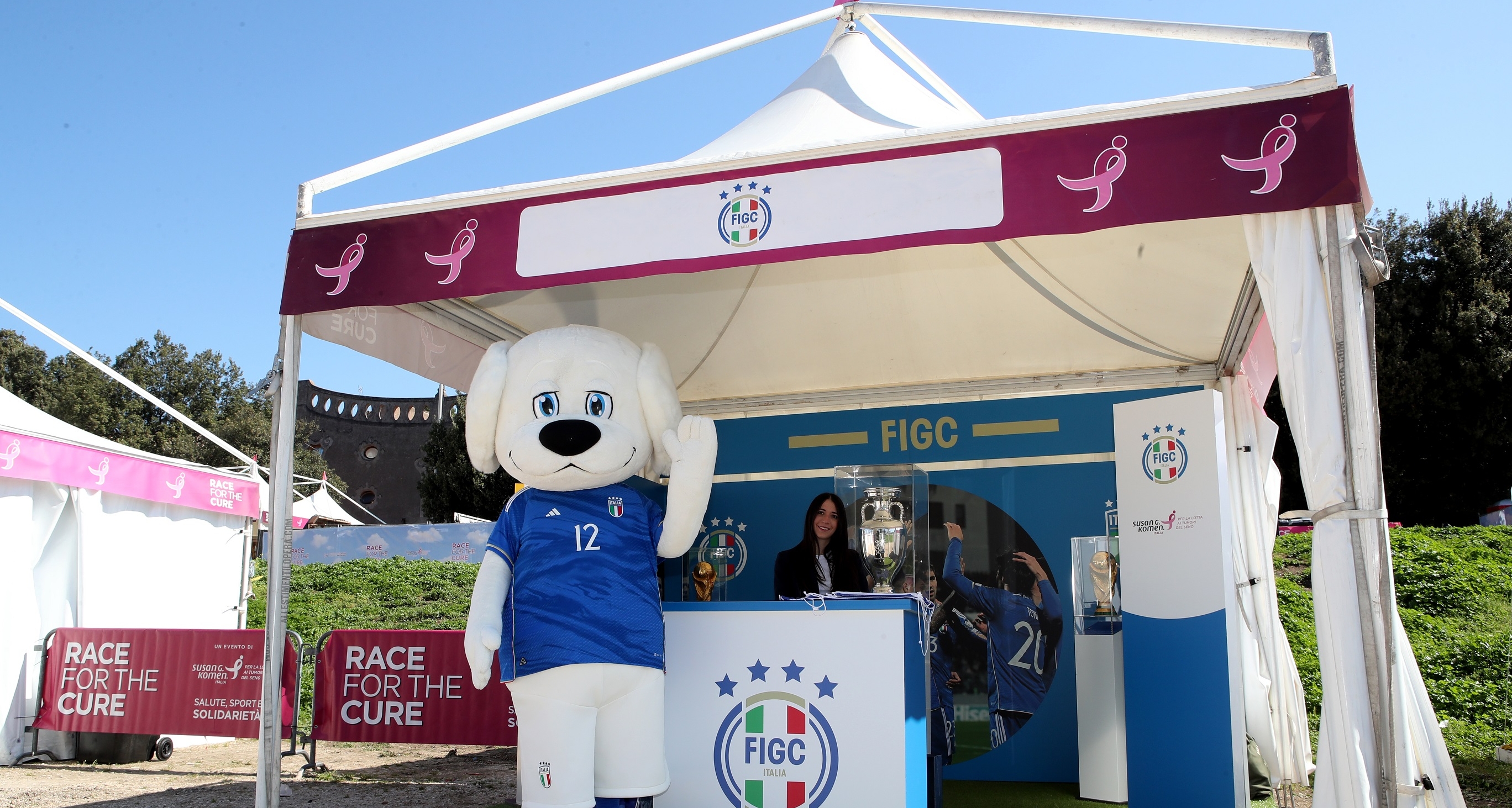 Nel mese della prevenzione dei tumori del seno la FIGC è al fianco di Komen Italia